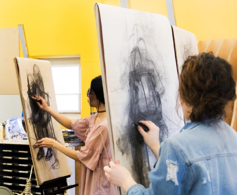 Students-Drawing-Studio