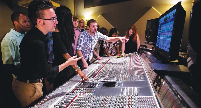 Dark-Horse-Studios