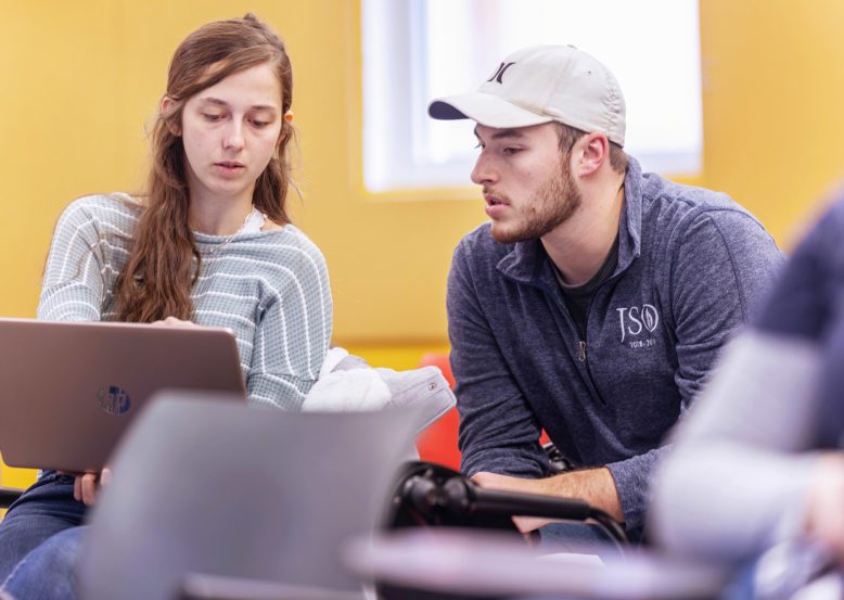 Students-Discussing-Class