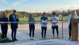 Students-Cut-Ribbon